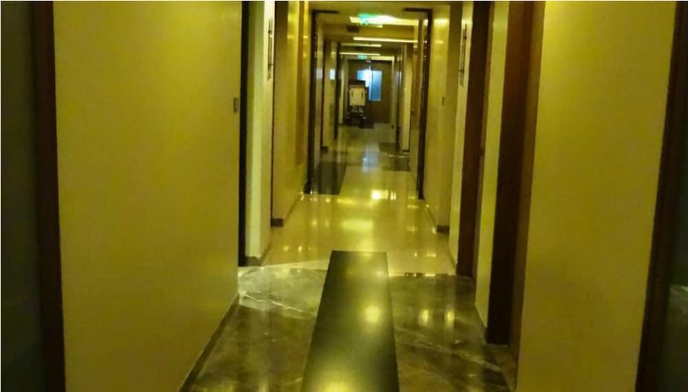 The Mirador Hotel 4*