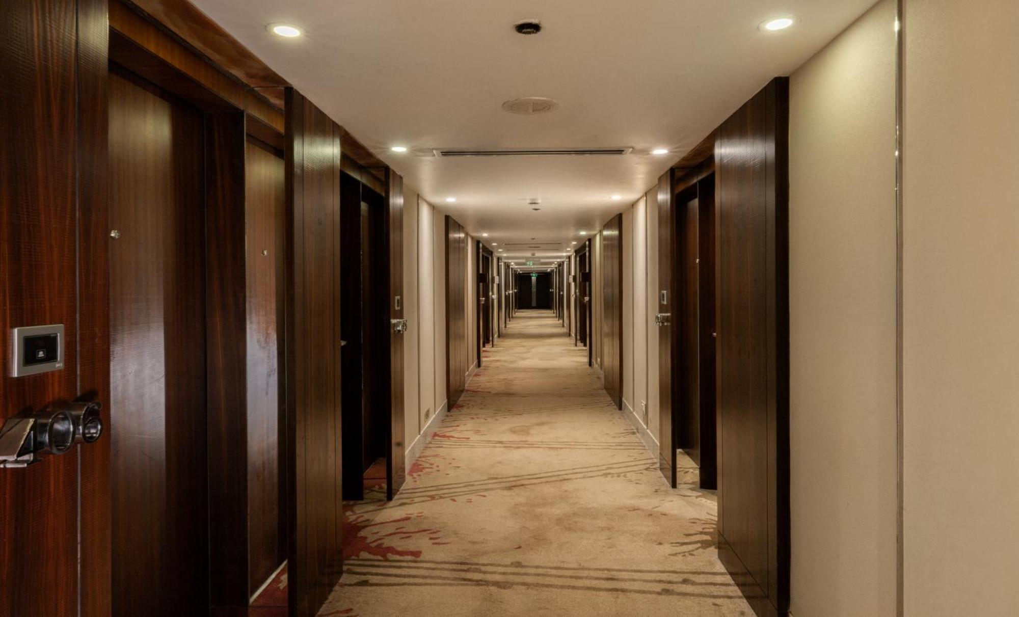 The Mirador 4*