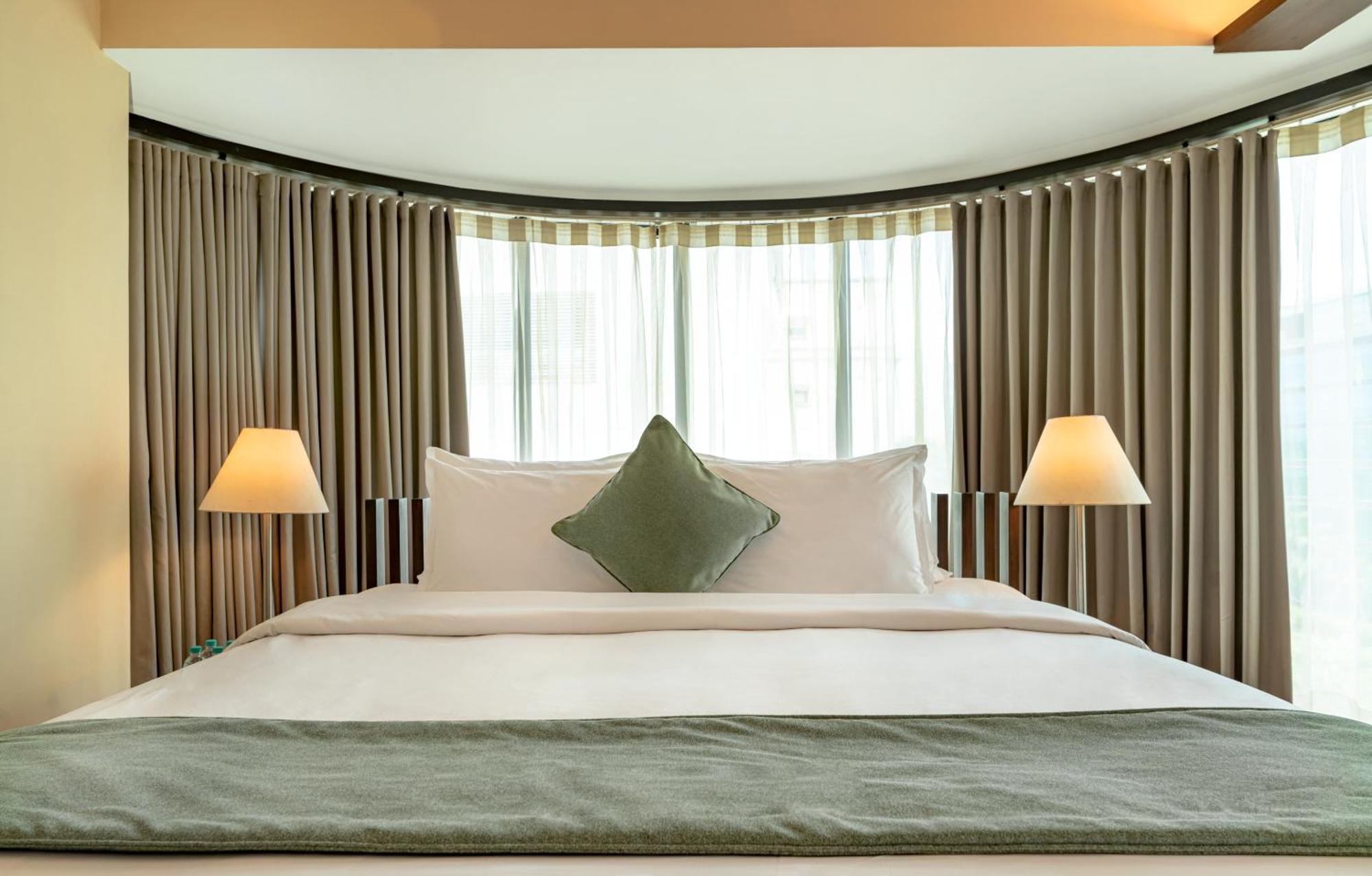 The Mirador 4* Mumbai